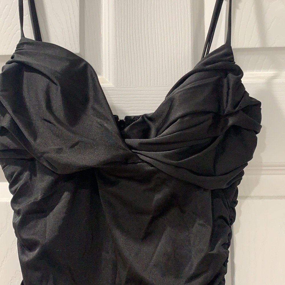 Dress - Picture 2 of 8